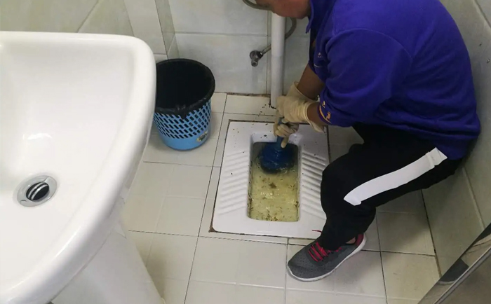 昂仁疏通蹲坑